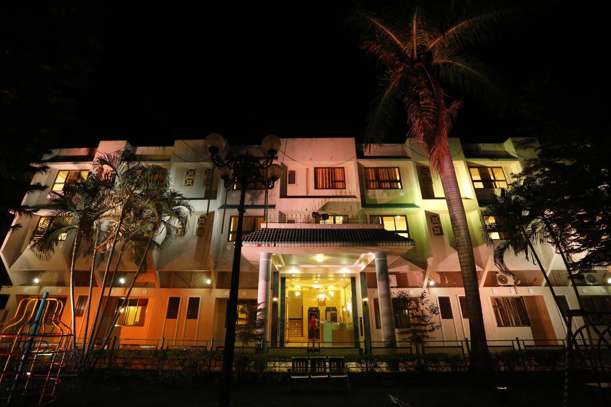 Hotel Ravikiran Alibaug Alībāg Extérieur photo
