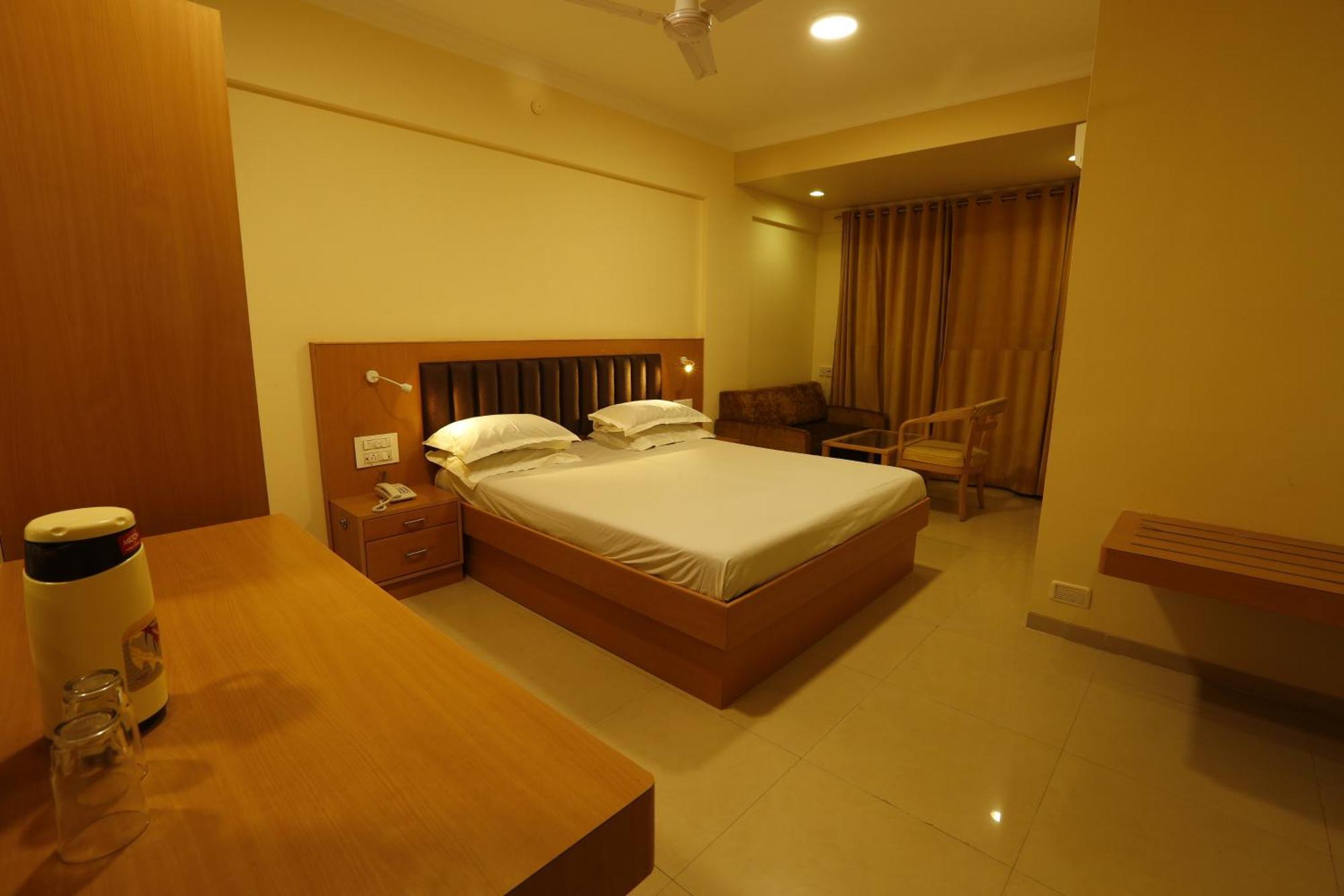 Hotel Ravikiran Alibaug Alībāg Extérieur photo