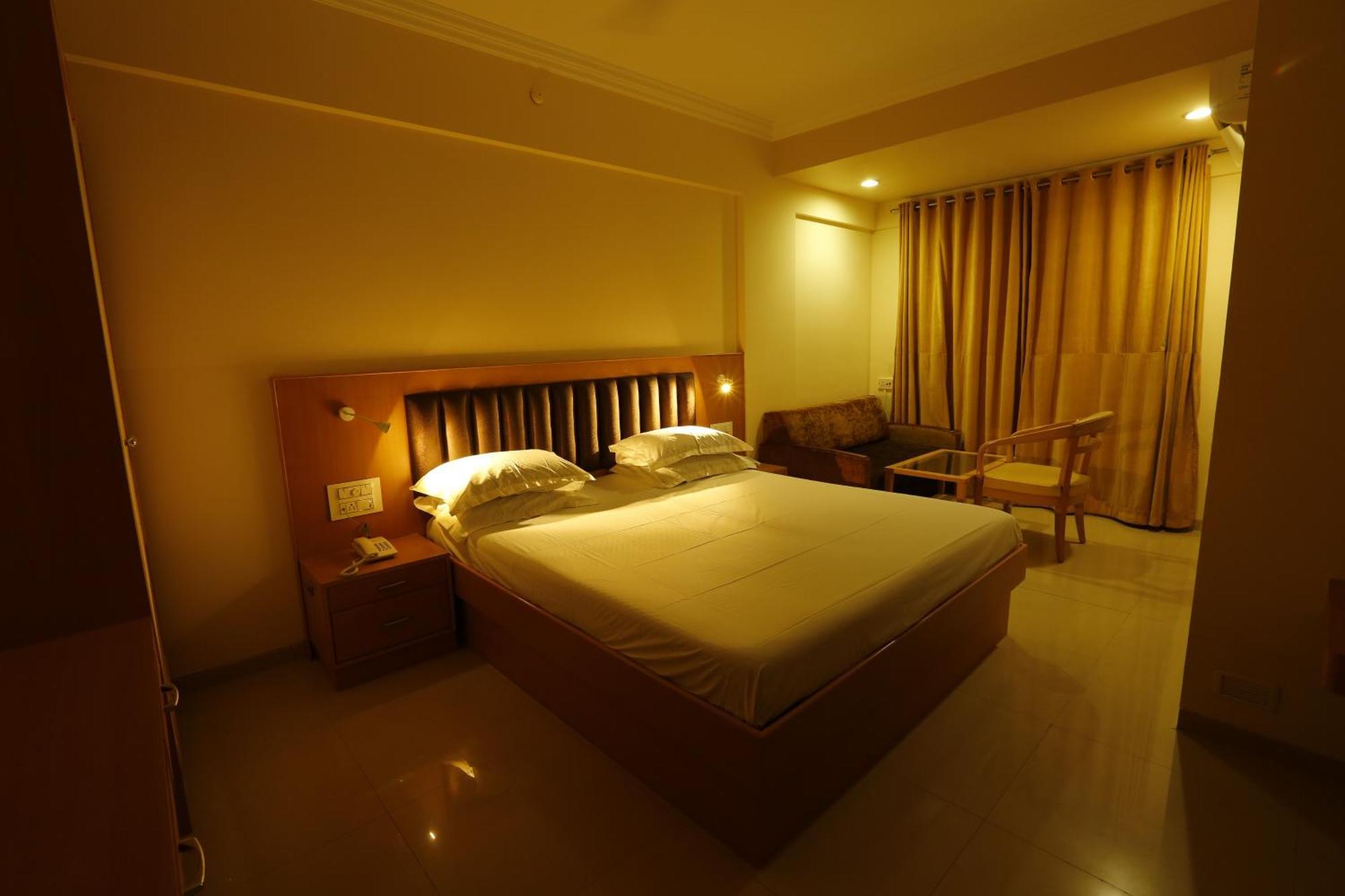 Hotel Ravikiran Alibaug Alībāg Extérieur photo